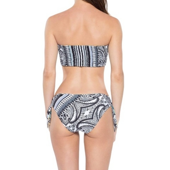 NWT Becca Reversible Bandeau Bikini Top size Large - Picture 6 of 13